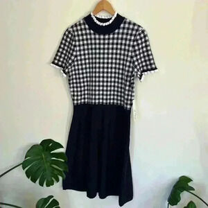 NWT || Eliza J Gingham sweater dress